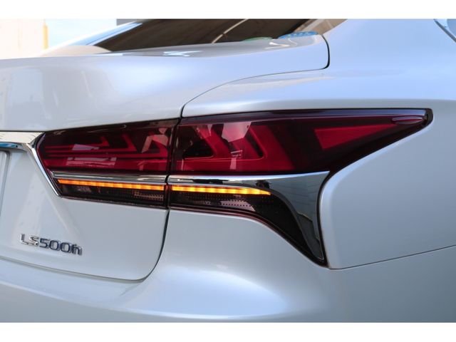 TOYOTA LEXUS LS500h 2018