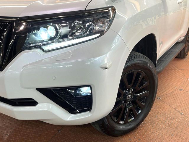 TOYOTA LANDCRUISER PRADO 2022