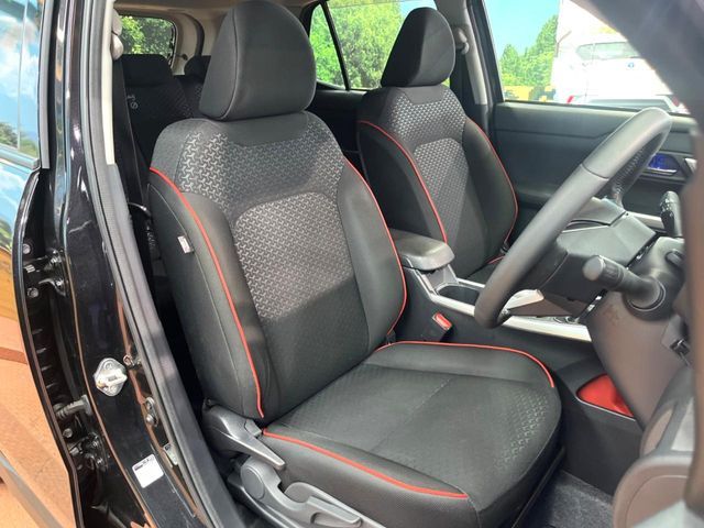 TOYOTA RAIZE HYBRID 2022