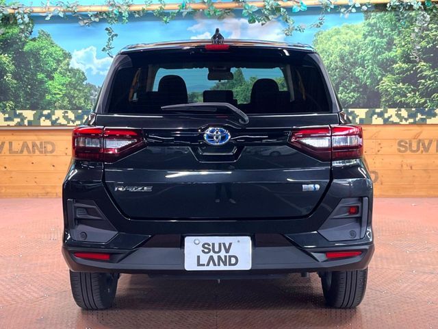 TOYOTA RAIZE HYBRID 2022