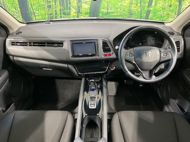 HONDA VEZEL HYBRID 2015