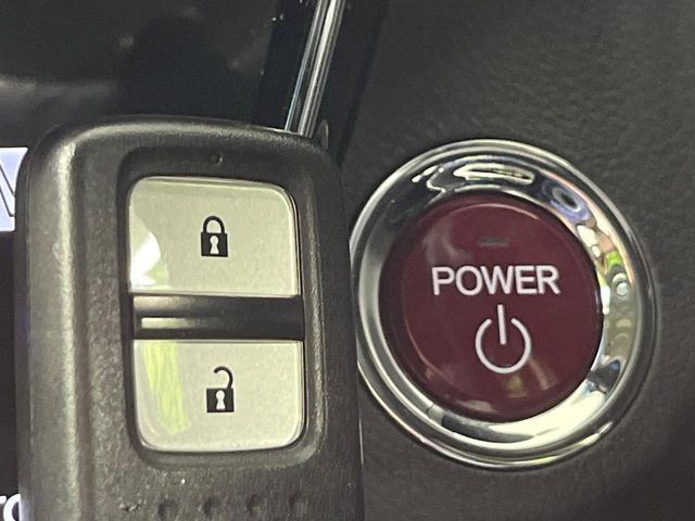 HONDA VEZEL HYBRID 2015