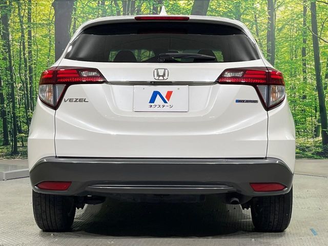 HONDA VEZEL HYBRID 2015