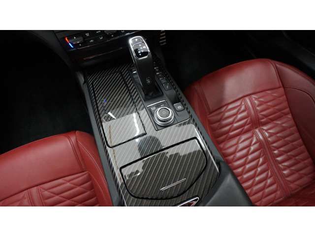 MASERATI MASERATI GHIBLI Sedan 2022