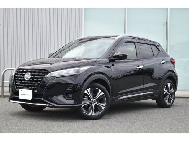 NISSAN KICKS 2021