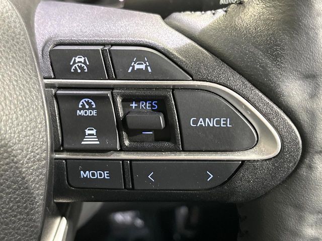 TOYOTA VOXY 4WD 2022