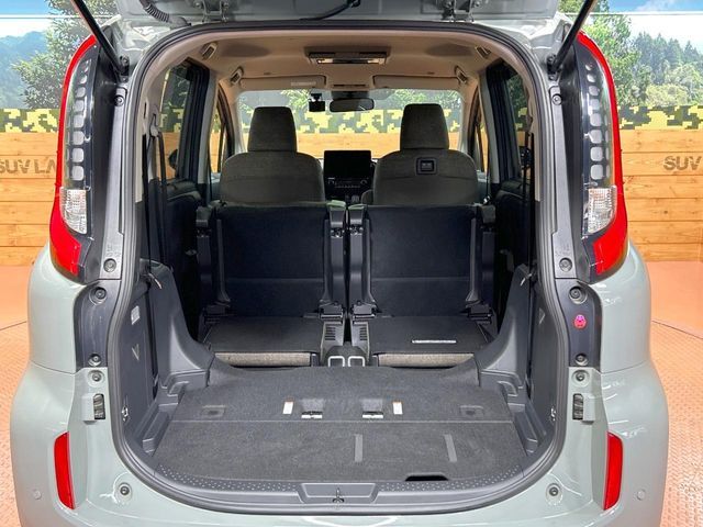 TOYOTA SIENTA HYBRID 2022