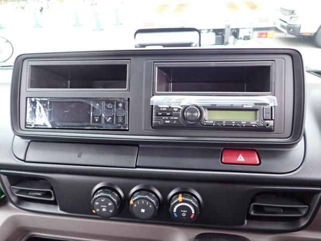 MITSUBISHI CANTER 2025