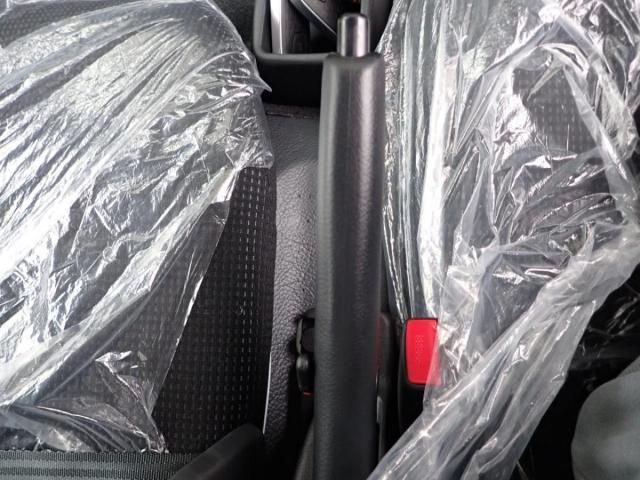 MITSUBISHI CANTER 2025