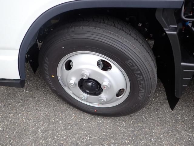 MITSUBISHI CANTER 2025