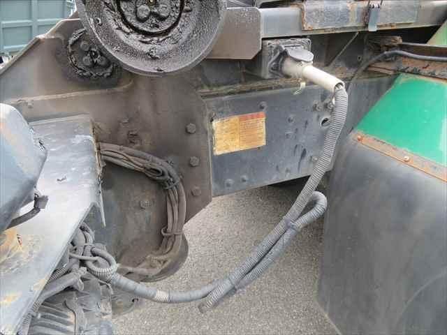 MITSUBISHI FUSOU SUPER GREAT 2011