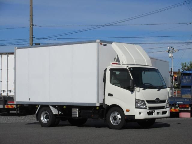 HINO DUTRO 2017