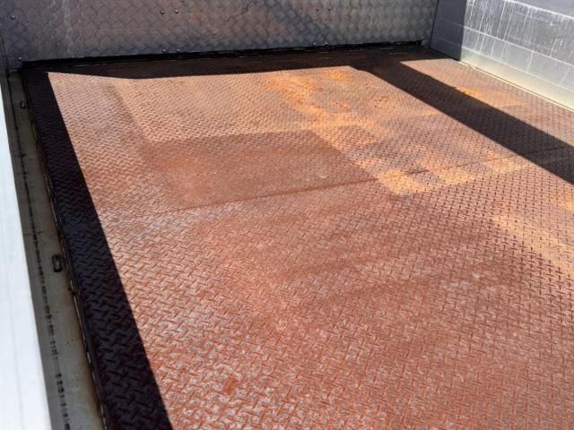 MITSUBISHI FUSOU SUPER GREAT 2018