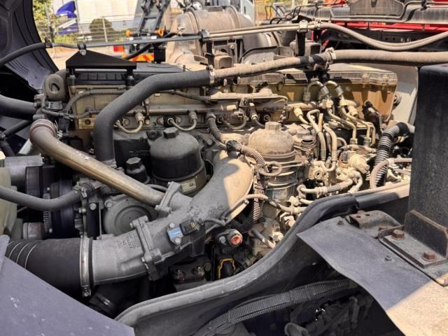 MITSUBISHI FUSOU SUPER GREAT 2018