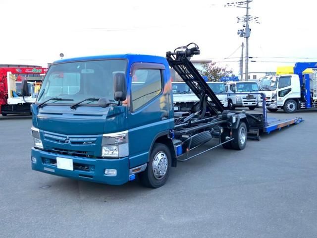 MITSUBISHI CANTER 2014