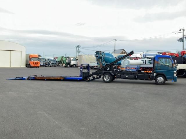 MITSUBISHI CANTER 2014