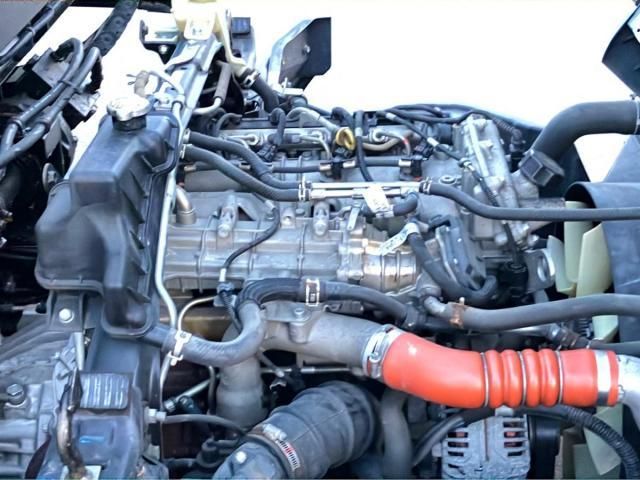 MITSUBISHI CANTER 2014