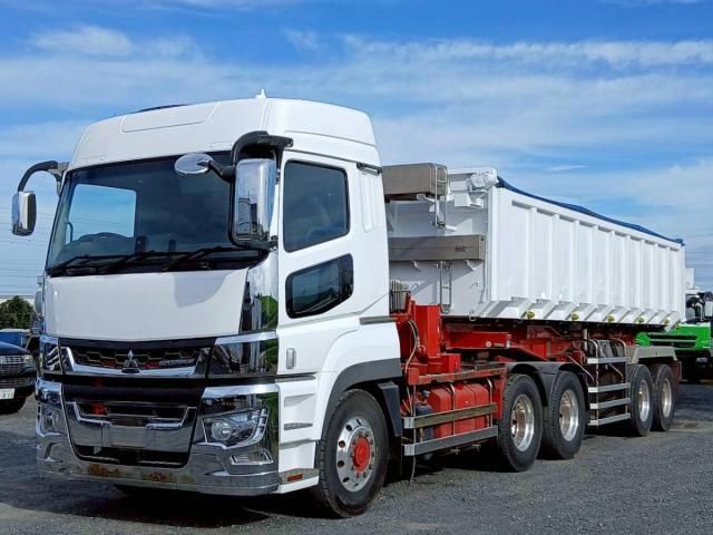 MITSUBISHI FUSOU SUPER GREAT 2020