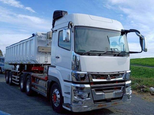 MITSUBISHI FUSOU SUPER GREAT 2020