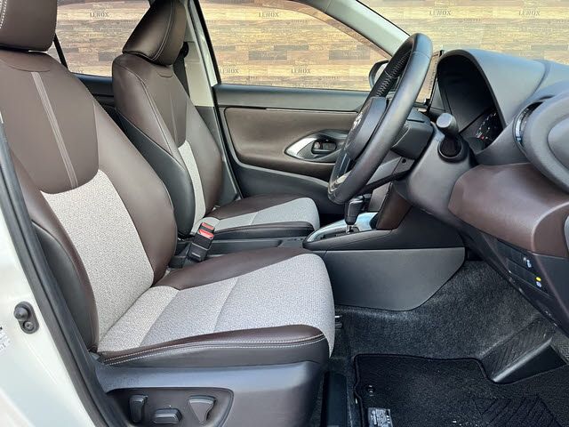 TOYOTA YARIS CROSS 2020