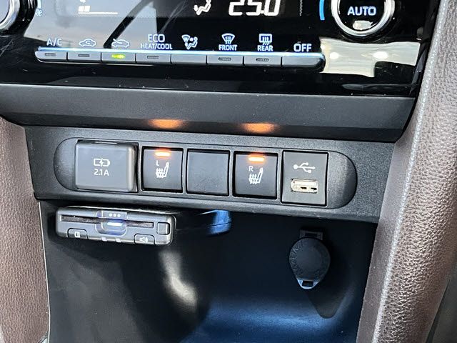 TOYOTA YARIS CROSS 2020