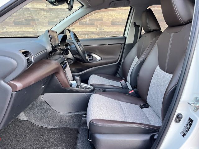 TOYOTA YARIS CROSS 2020