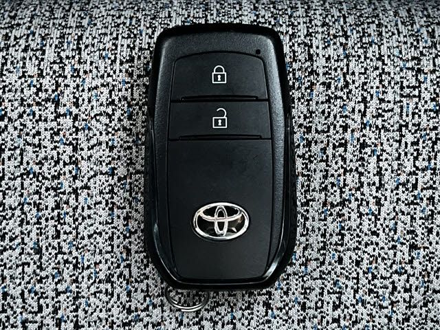 TOYOTA YARIS CROSS 2020