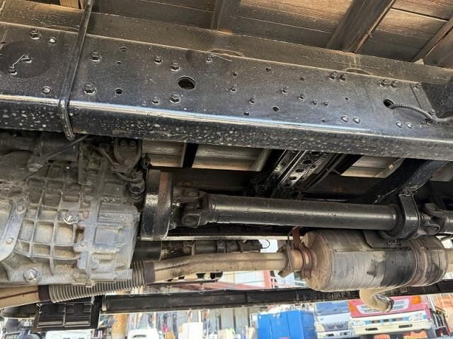 MITSUBISHI FUSOU FIGHTER 2005