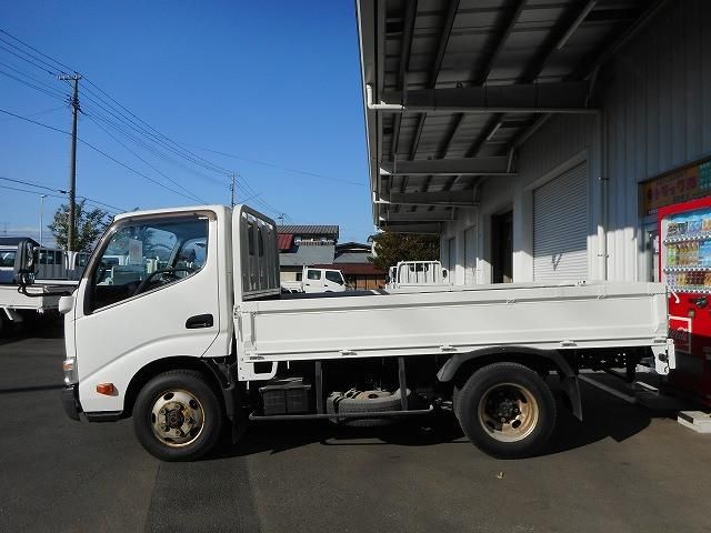 TOYOTA DYNA 2014