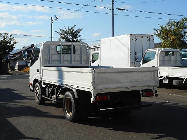 TOYOTA DYNA 2014