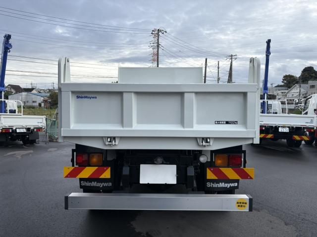 MITSUBISHI FUSOU FIGHTER 2024