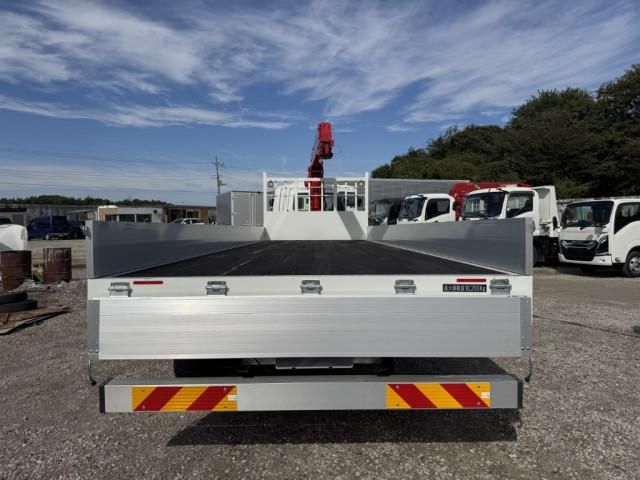 MITSUBISHI FUSOU FIGHTER 2025