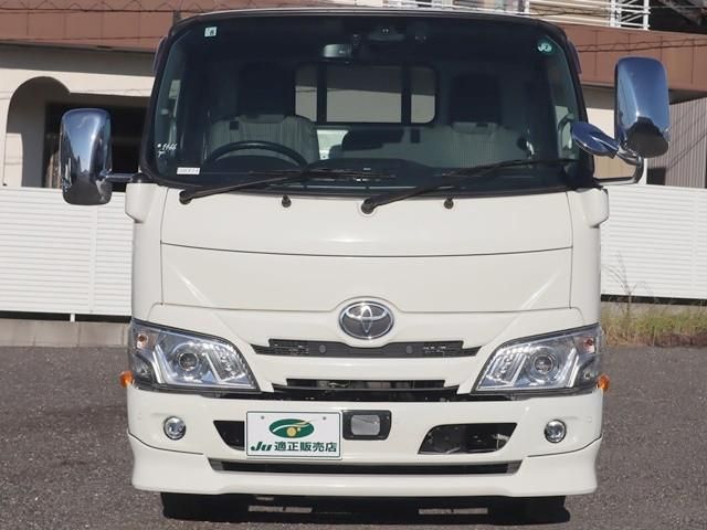TOYOTA DYNA 2020