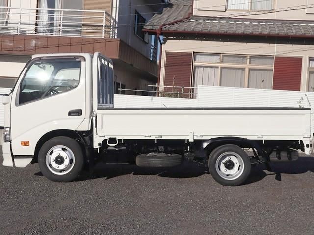 TOYOTA DYNA 2020