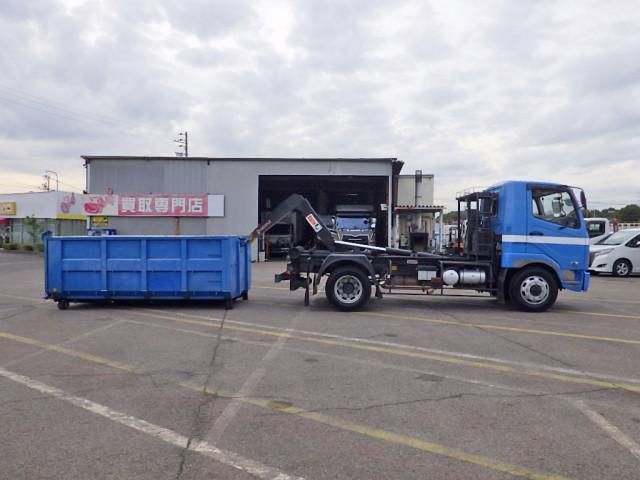 MITSUBISHI FUSOU FIGHTER 2010