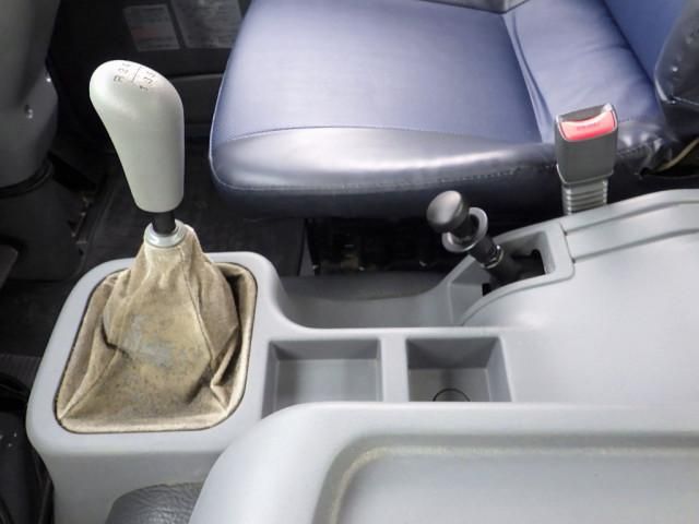 MITSUBISHI FUSOU FIGHTER 2010