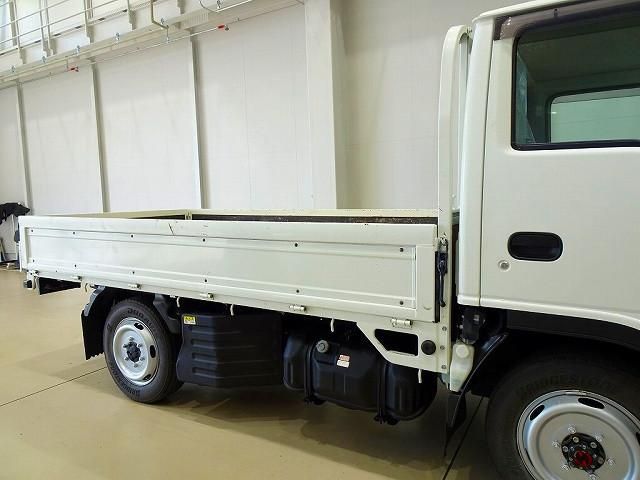 ISUZU ELF 2018