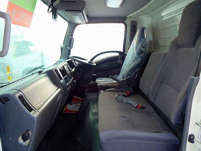 ISUZU ELF 2011