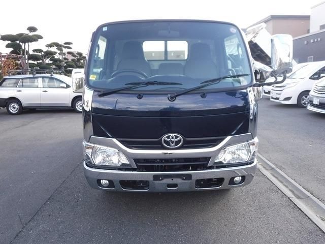 TOYOTA DYNA 2018