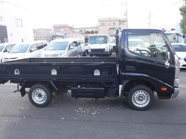 TOYOTA DYNA 2018