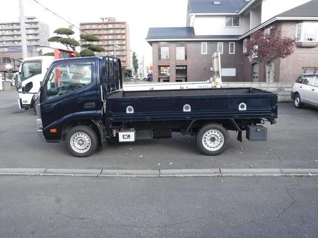 TOYOTA DYNA 2018