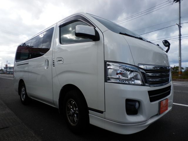NISSAN NV350 CARAVAN 4WD 2012