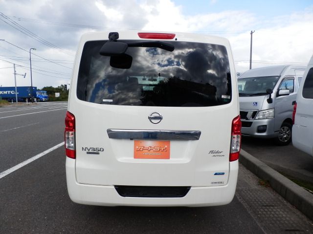 NISSAN NV350 CARAVAN 4WD 2012