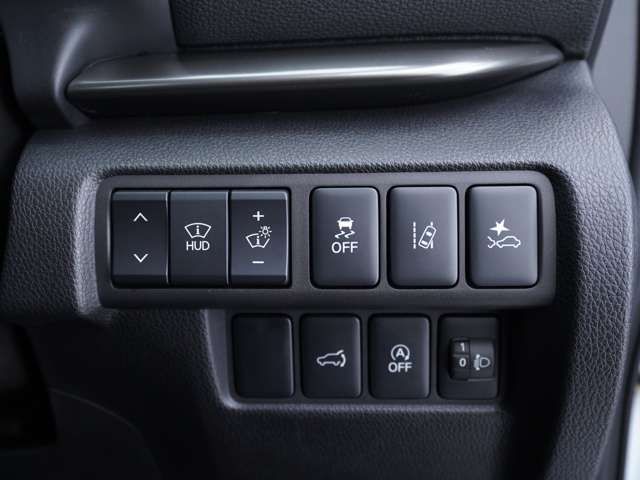 MITSUBISHI ECLIPSE CROSS 4WD 2024