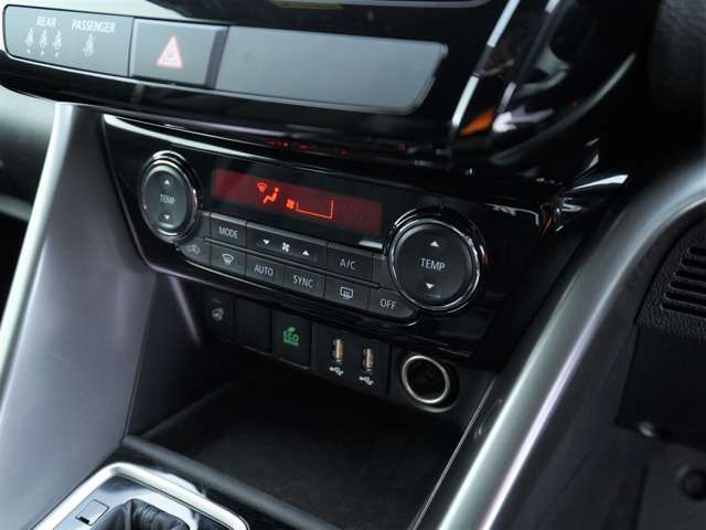 MITSUBISHI ECLIPSE CROSS 4WD 2024