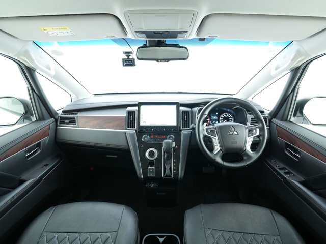 MITSUBISHI DELICA D:5 4WD 2023