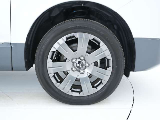 MITSUBISHI DELICA D:5 4WD 2023