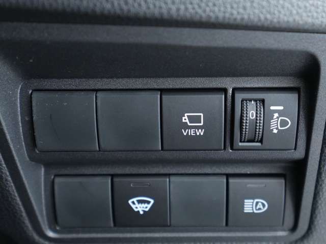 TOYOTA YARIS CROSS 2023