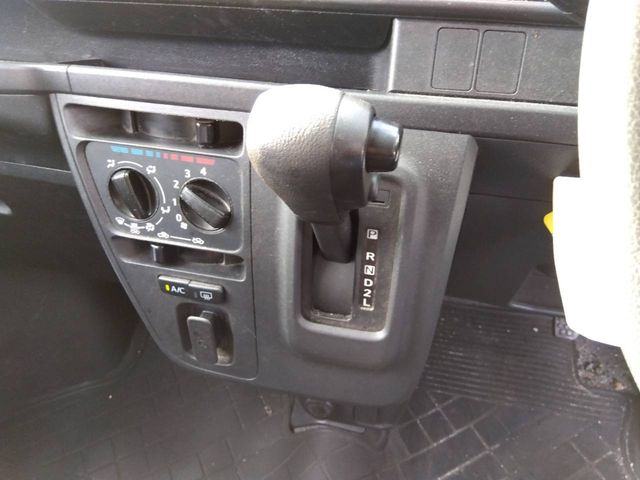 DAIHATSU HIJET CARGO 2019