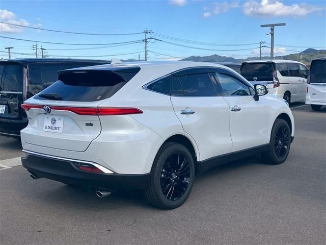 TOYOTA HARRIER HYBRID 2023